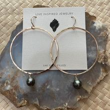 Load image into Gallery viewer, Tahitian pearl hoop earrings
