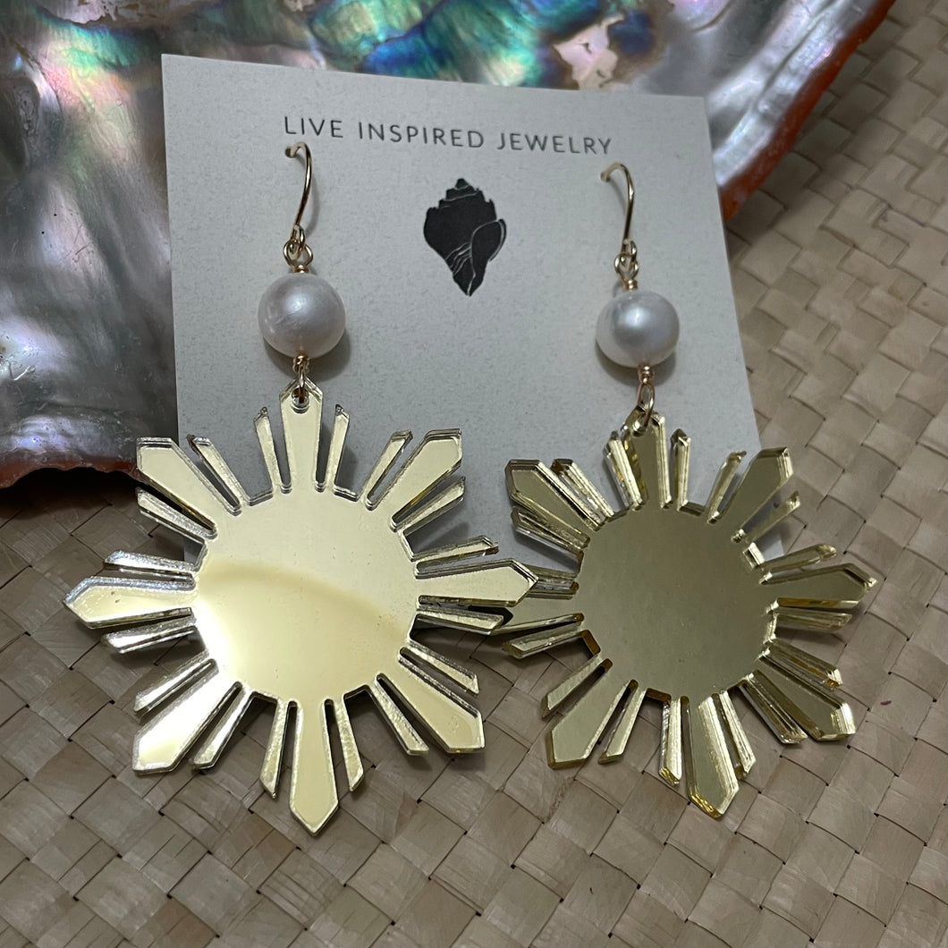 Sun earrings with freshwater pearls (white)