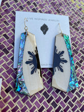 Load image into Gallery viewer, Sun ray earrings (maple)

