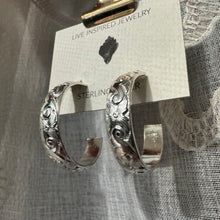 Load image into Gallery viewer, Sterling silver floral hoops
