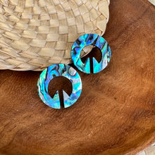 Load image into Gallery viewer, lingling-o stud earrings
