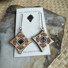 Load image into Gallery viewer, Kappi threader earrings
