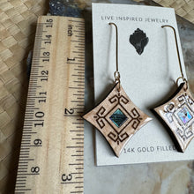 Load image into Gallery viewer, Kappi threader earrings
