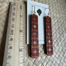 Load image into Gallery viewer, Kappi bar earrings
