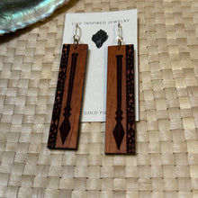 Load image into Gallery viewer, Tapa spear (padauk)
