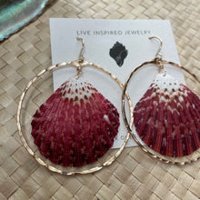 Load image into Gallery viewer, Seashell hoops (magenta)
