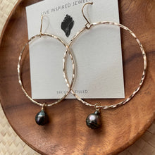 Load image into Gallery viewer, Tahitian pearl hoop earrings
