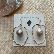 Load image into Gallery viewer, Archipelago asymmetrical pearl hoops
