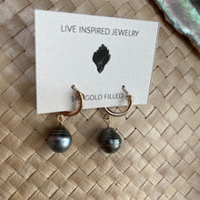 Load image into Gallery viewer, Tahitian Pearl Huggies
