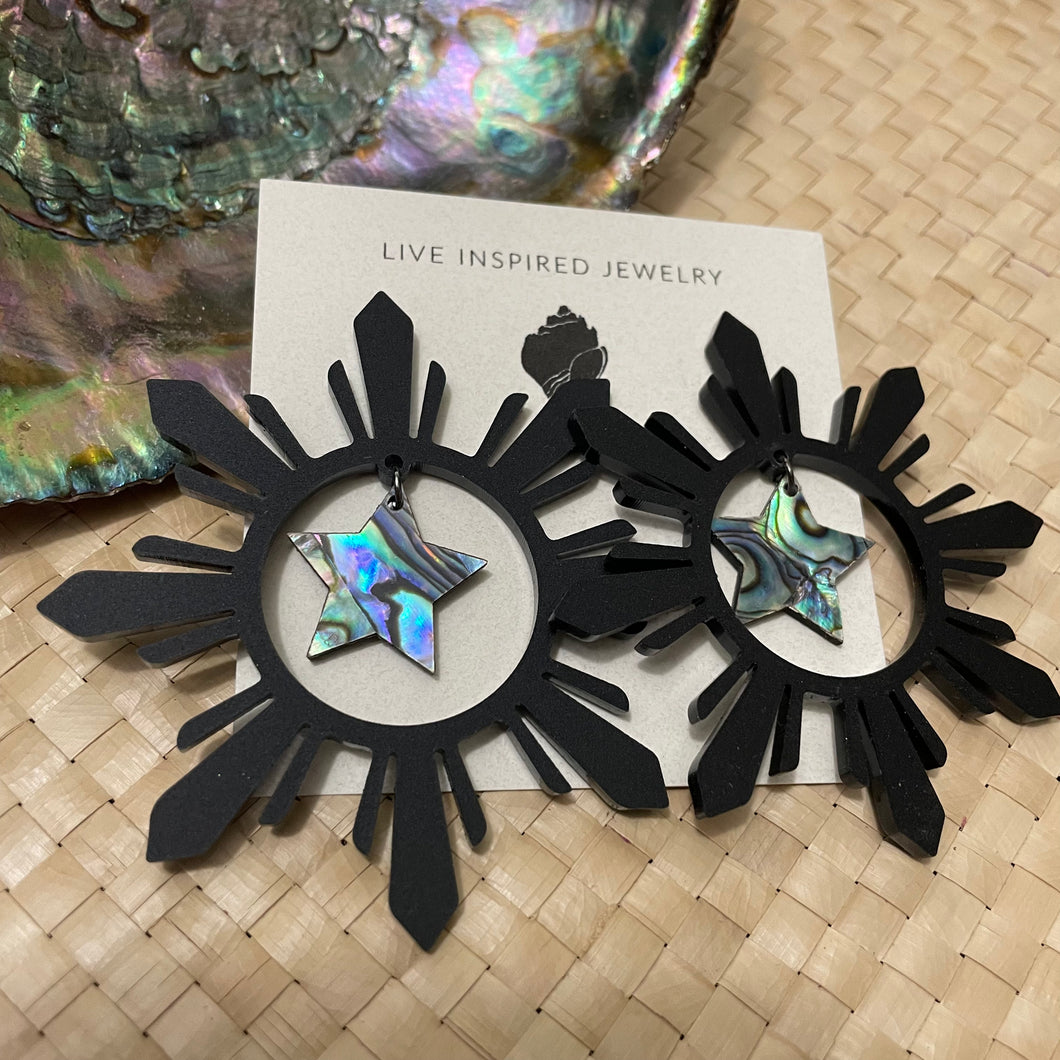 Sun earrings with abalone stars (black)